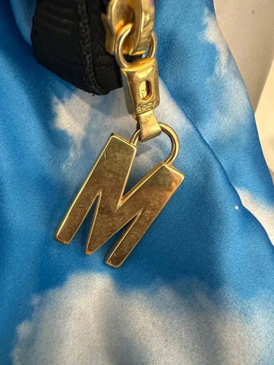 Moschino Blue Cloud Print Tote with Gold Logo and Black Handles - Picture 4 of 6